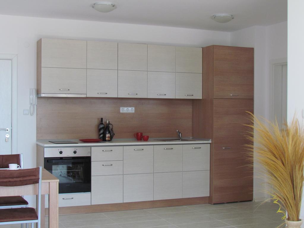Ganozliev'S Apartments In Kavatsi Area Sozopol Ruang foto